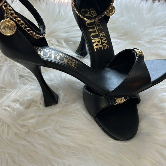Versace Jeans Couture heels size 41 us size 10 in good condition - Picture 5 of 8